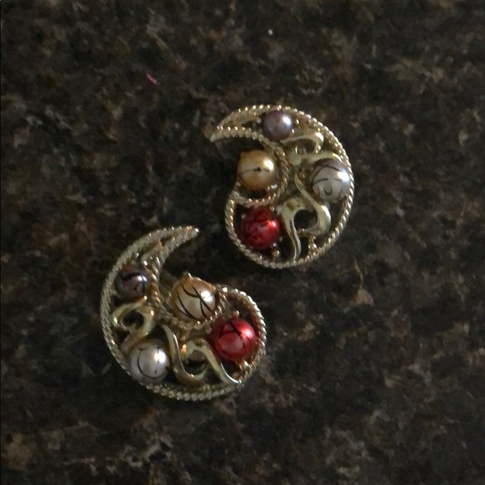 Vintage Gold Tone Paisley  Button Earrings